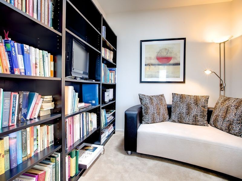 25 Rhodium Crescent, Hope Island QLD 4212