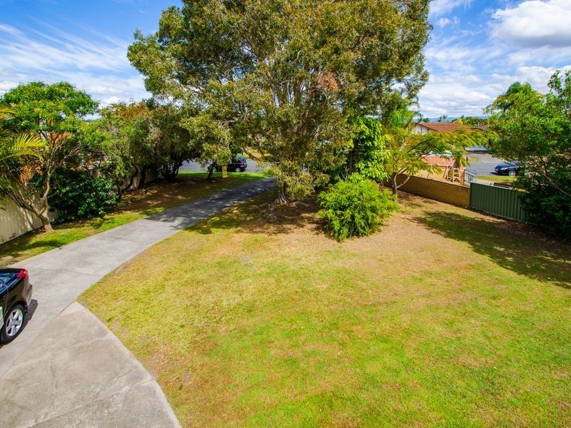5 Bass Place, Paradise Point QLD 4216