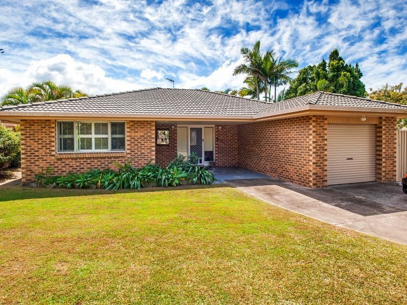 5 Bass Place, Paradise Point QLD 4216