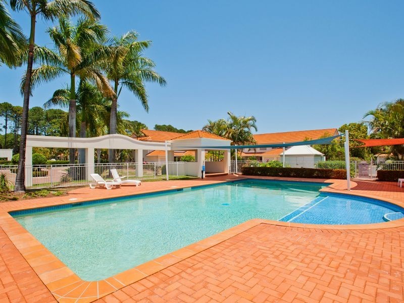 42/60-76 Caseys Road, Hope Island QLD 4212