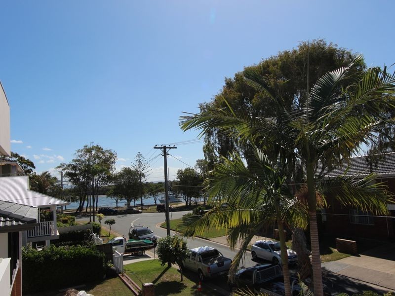 1/36 Scoter Avenue, Paradise Point QLD 4216