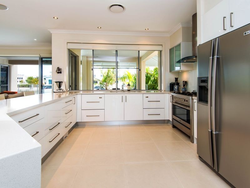 37 North Quay Drive, Biggera Waters QLD 4216