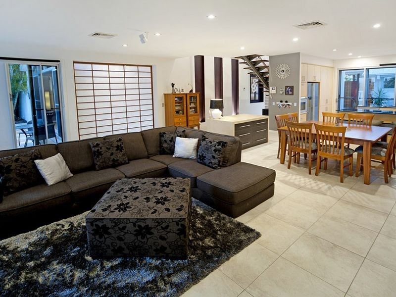 64 The Peninsula, Helensvale QLD 4212
