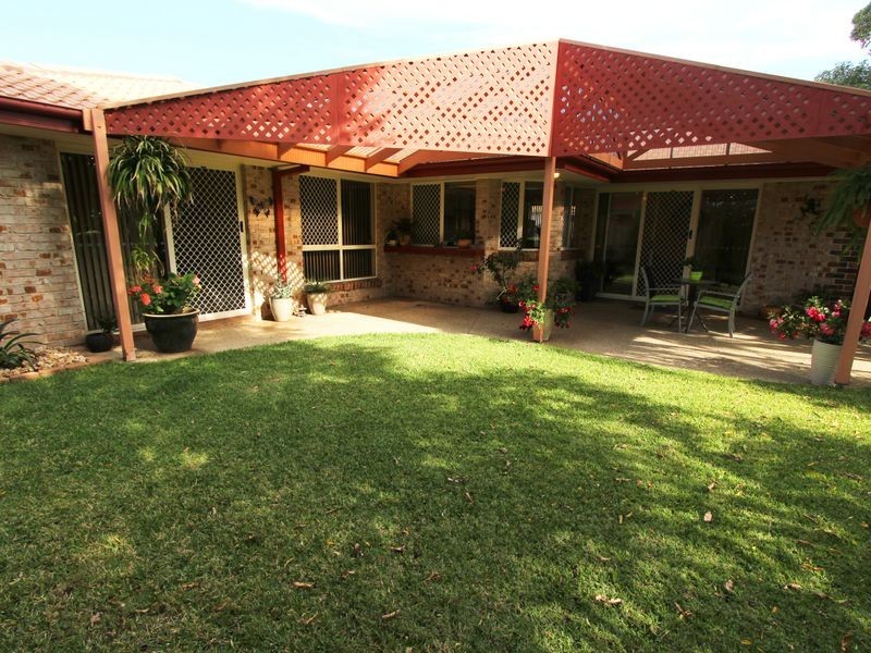 42 Burrinjuck Drive, Coombabah QLD 4216