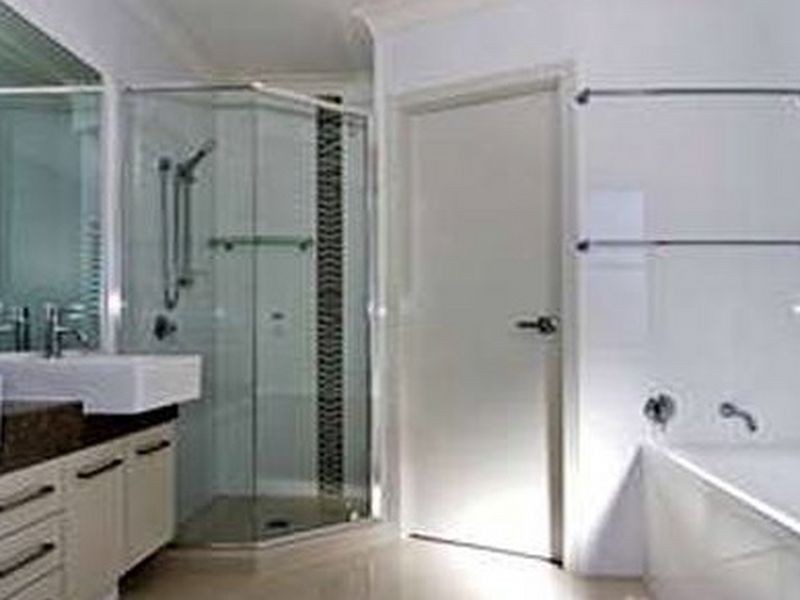 2/38 Victor Avenue, Paradise Point QLD 4216