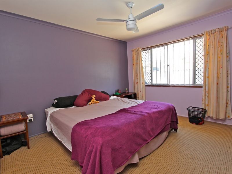 1/9 Drake Avenue, Paradise Point QLD 4216