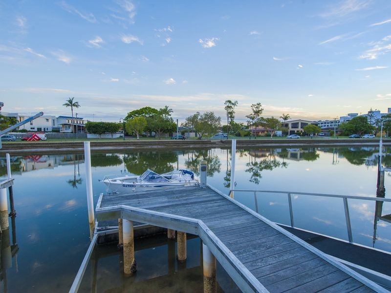 1/28 Vaggelas Crescent, Biggera Waters QLD 4216