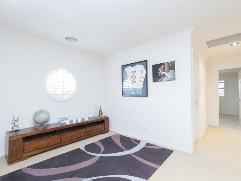 1/28 Vaggelas Crescent, Biggera Waters QLD 4216
