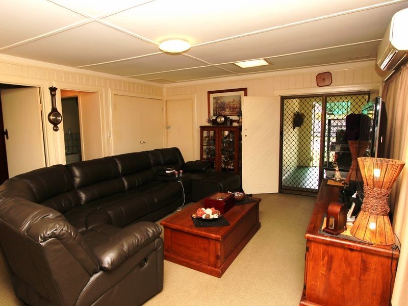 34 Crescent Avenue, Hope Island QLD 4212