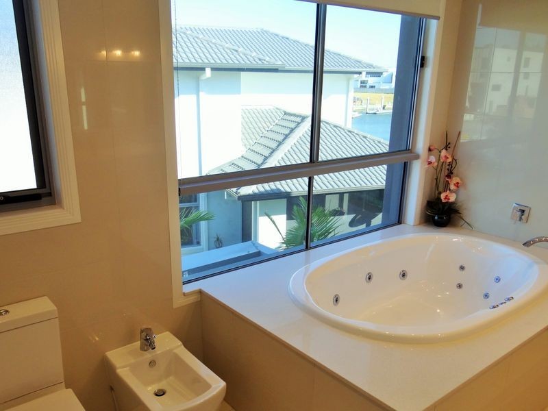 Biggera Waters QLD 4216