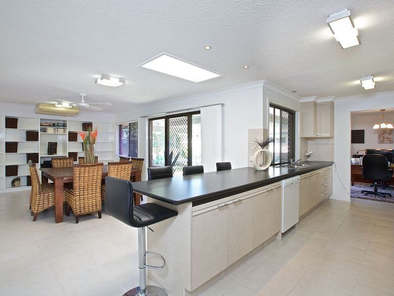 16 Salvia Street, Hollywell QLD 4216