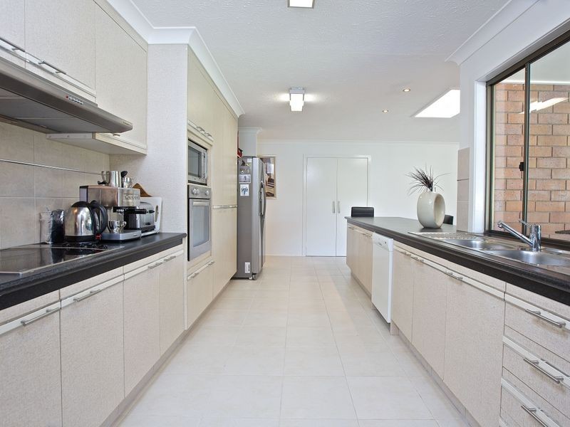 16 Salvia Street, Hollywell QLD 4216