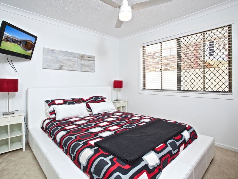 16 Salvia Street, Hollywell QLD 4216