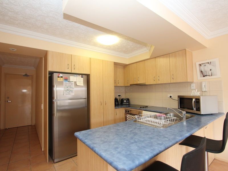 2/47 Bayview Street, Runaway Bay QLD 4216