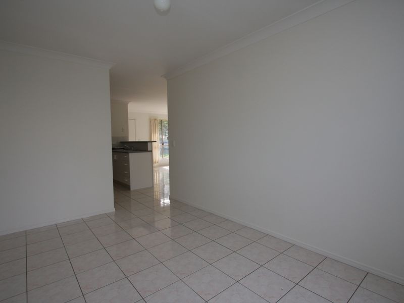 1/6 Pamela Court, Labrador QLD 4215