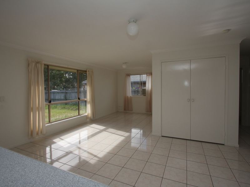 1/6 Pamela Court, Labrador QLD 4215