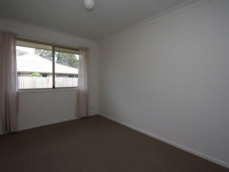 1/6 Pamela Court, Labrador QLD 4215