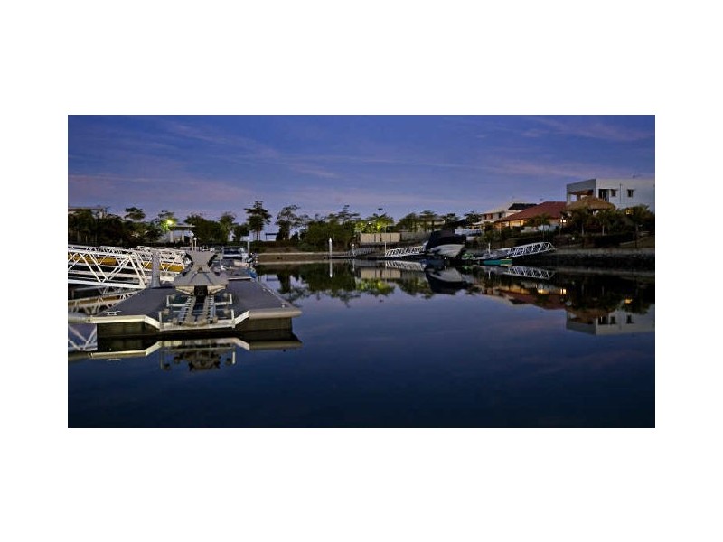 Hope Island QLD 4212