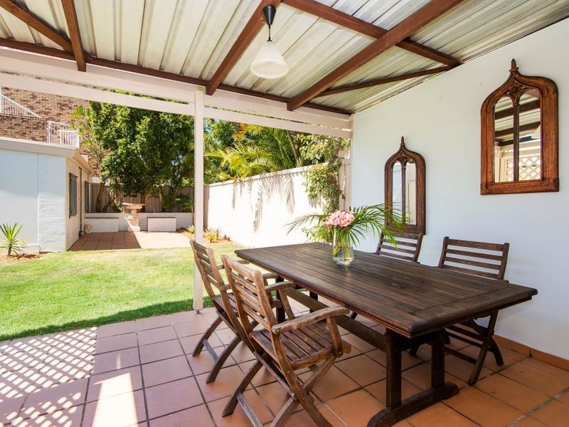 1/15 Victor Avenue, Paradise Point QLD 4216