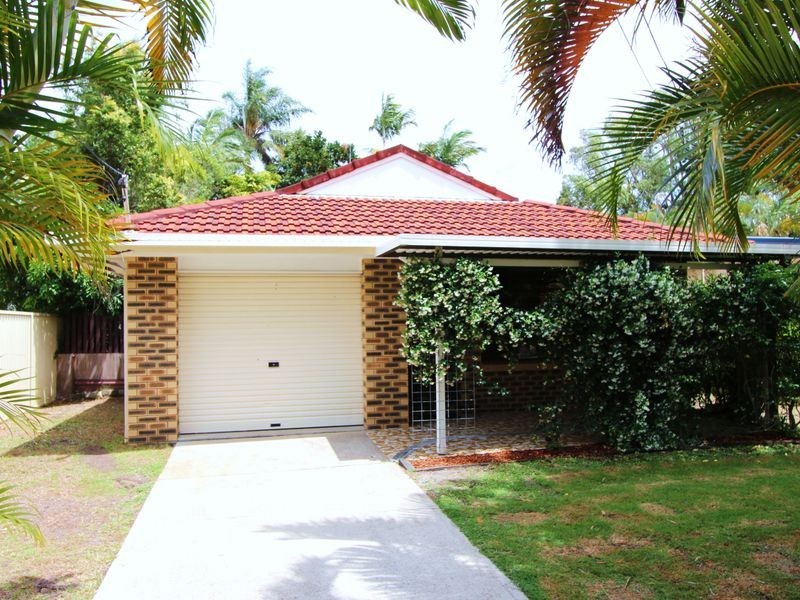 4 Magnolia Avenue, Hollywell QLD 4216