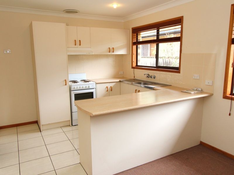 4 Magnolia Avenue, Hollywell QLD 4216