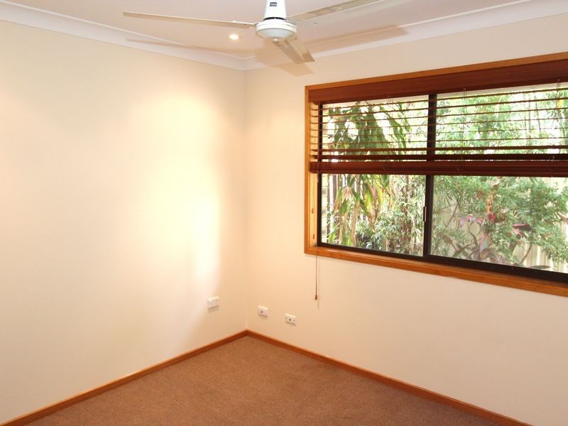 4 Magnolia Avenue, Hollywell QLD 4216