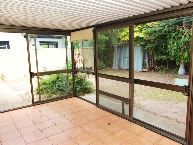 4 Magnolia Avenue, Hollywell QLD 4216