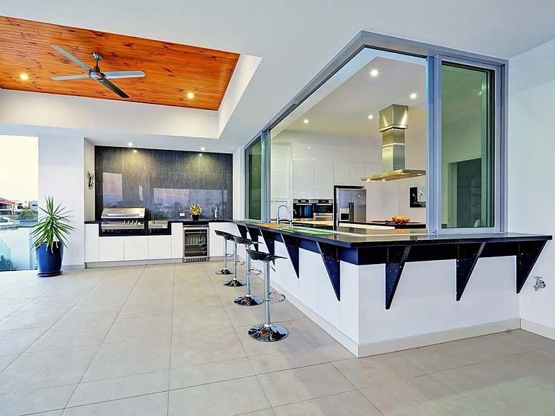 63 The Sovereign Mile, Sovereign Islands QLD 4216