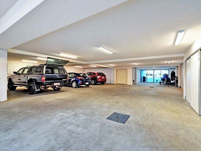 63 The Sovereign Mile, Sovereign Islands QLD 4216