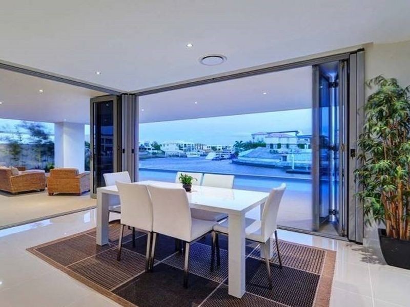 Sovereign Islands QLD 4216