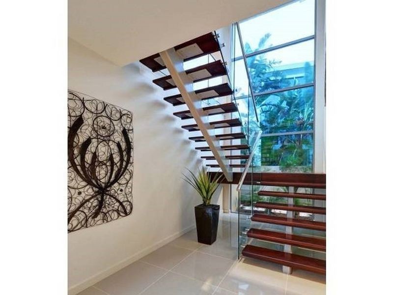 Sovereign Islands QLD 4216