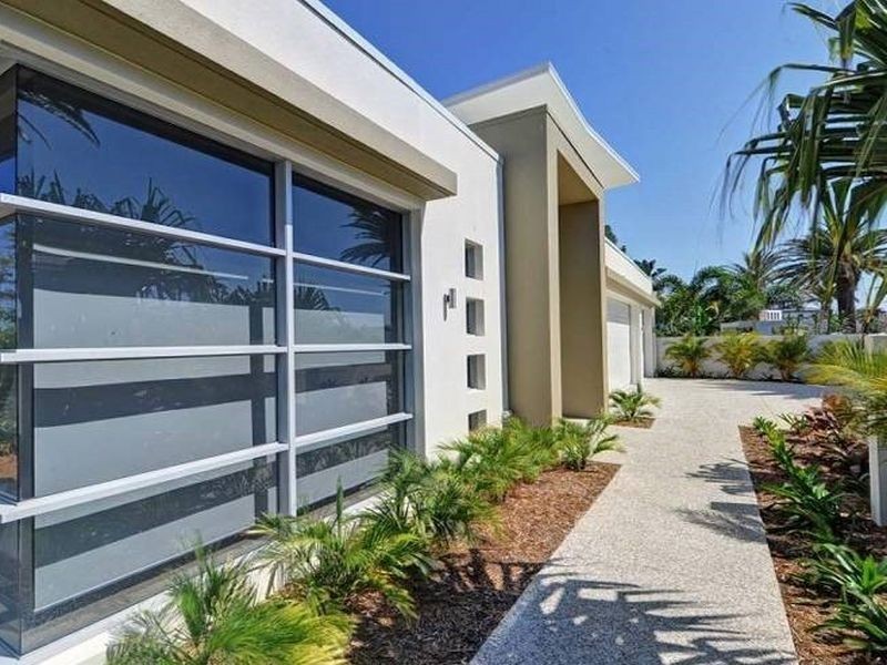 Sovereign Islands QLD 4216