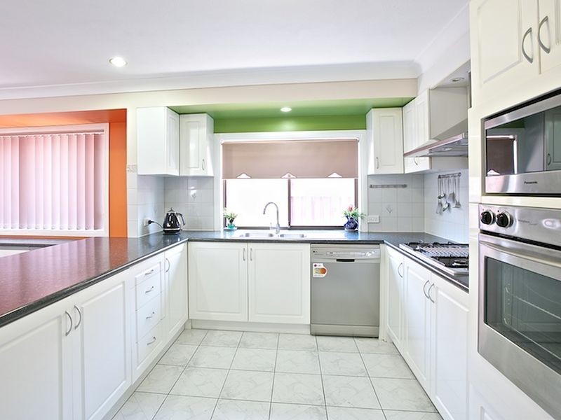 23 Anemone Avenue, Hollywell QLD 4216