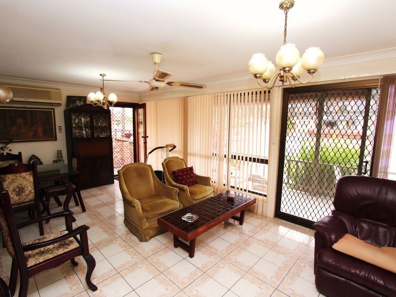 84 Oxley Drive, Paradise Point QLD 4216