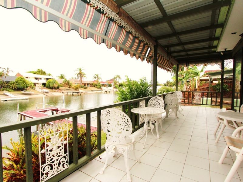 84 Oxley Drive, Paradise Point QLD 4216
