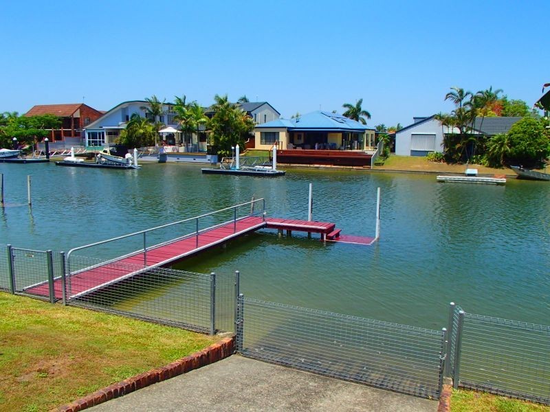 84 Oxley Drive, Paradise Point QLD 4216