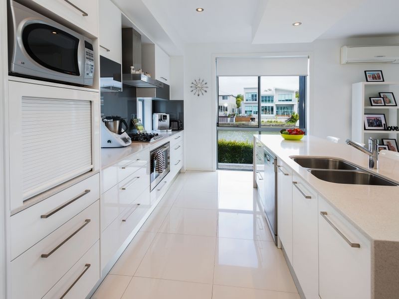 17 North Quay Drive, Biggera Waters QLD 4216