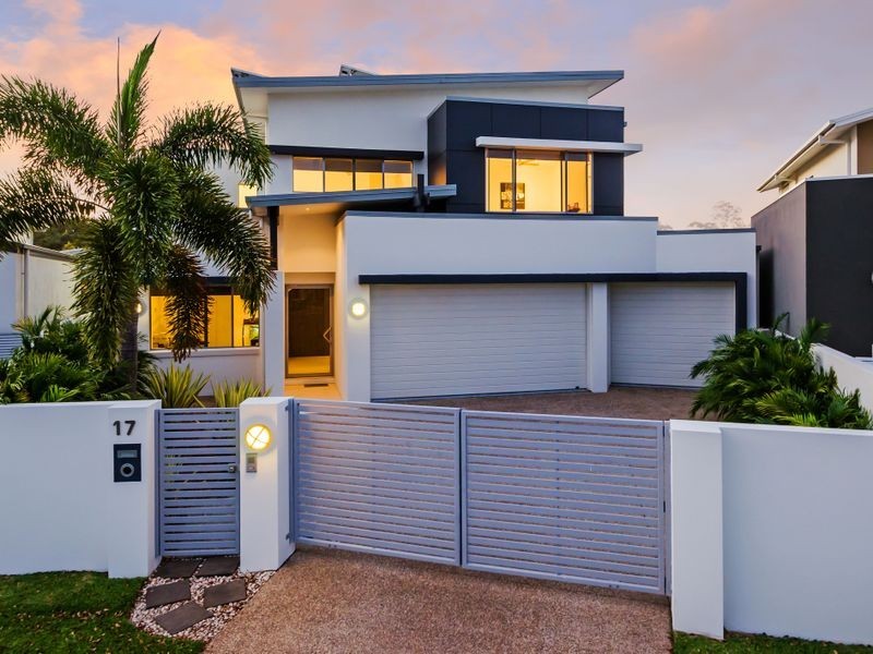 17 North Quay Drive, Biggera Waters QLD 4216