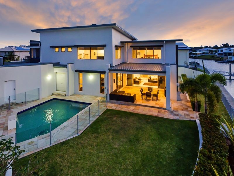 17 North Quay Drive, Biggera Waters QLD 4216