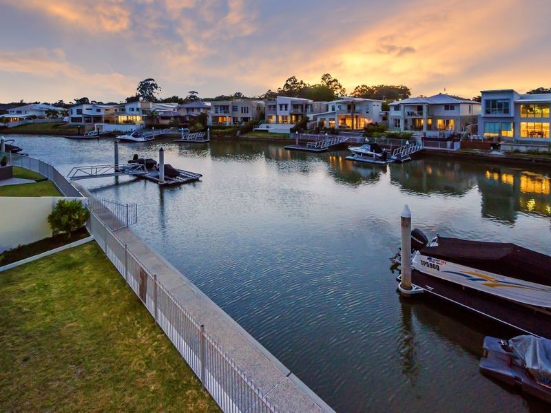 17 North Quay Drive, Biggera Waters QLD 4216