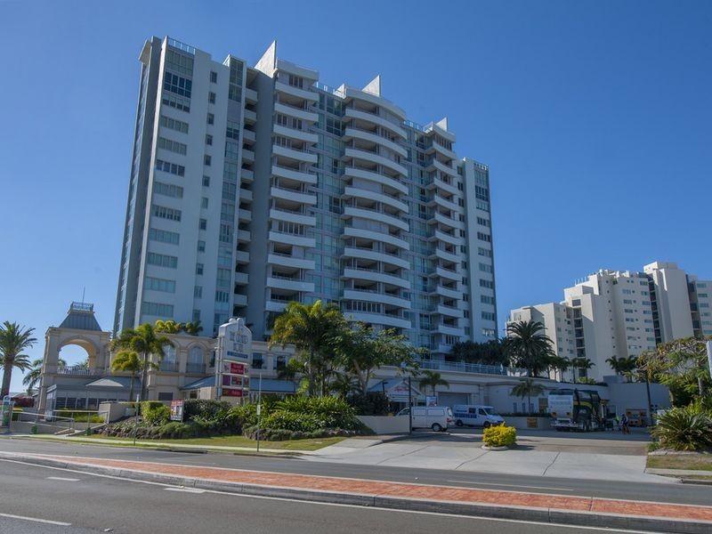 2/151 High Street, Southport QLD 4215