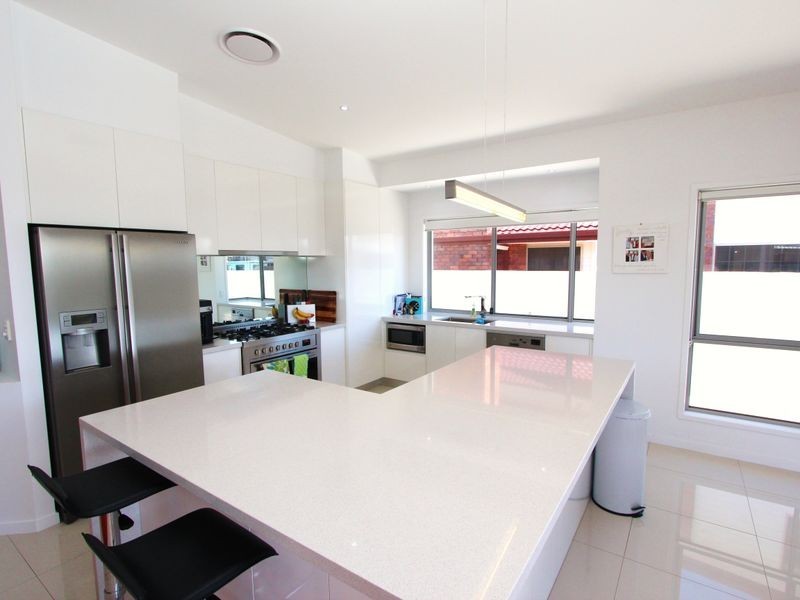 243 Morala Avenue, Runaway Bay QLD 4216