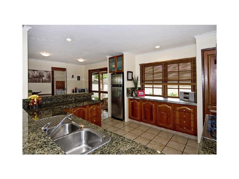 Paradise Point QLD 4216