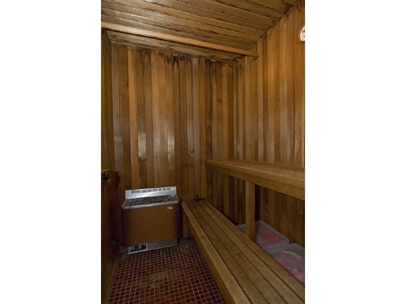 Paradise Point QLD 4216