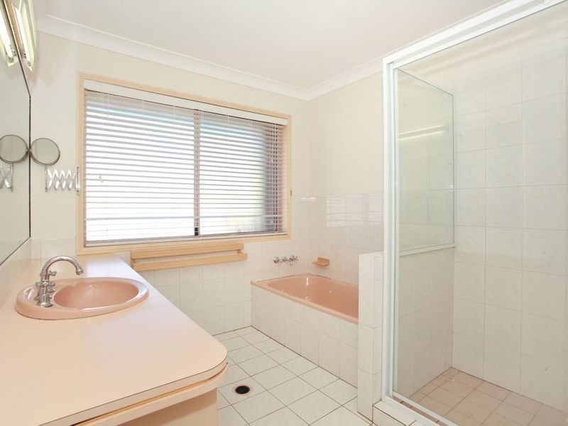 15 Jingella Street, Hope Island QLD 4212