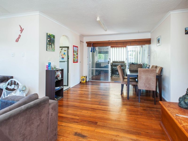15 Iando Street, Coombabah QLD 4216