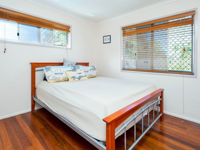 15 Iando Street, Coombabah QLD 4216