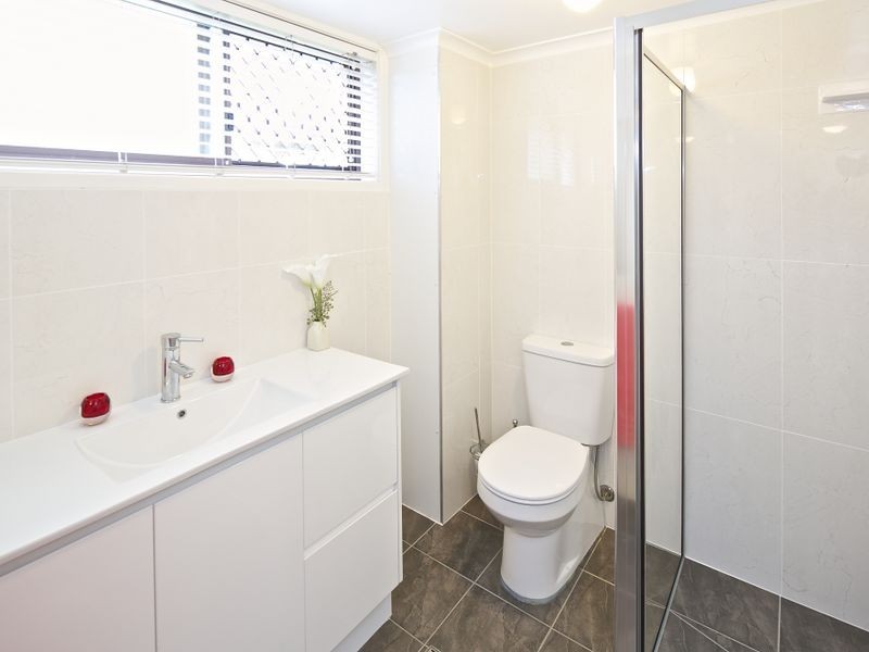 1/548 Marine Parade, Biggera Waters QLD 4216