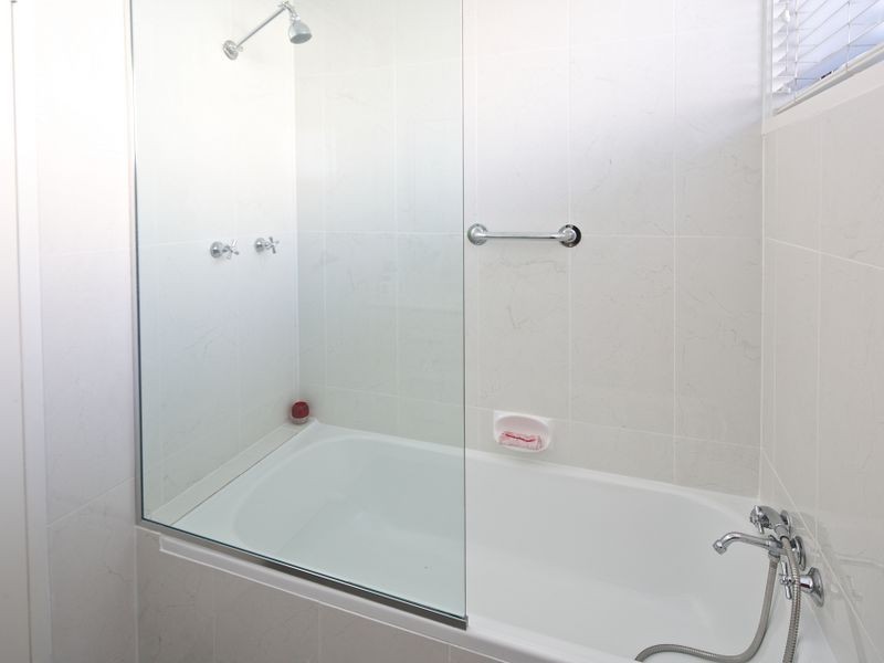 1/548 Marine Parade, Biggera Waters QLD 4216