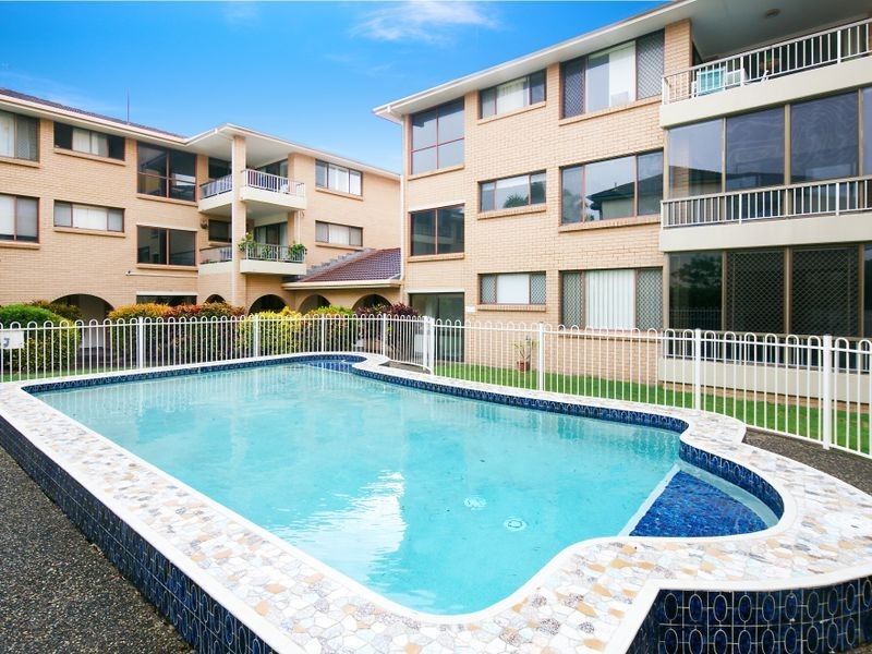 1/548 Marine Parade, Biggera Waters QLD 4216